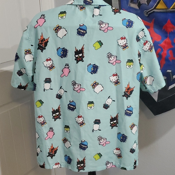 Hello Kitty Patterned Shirt - Picture 4 of 4
